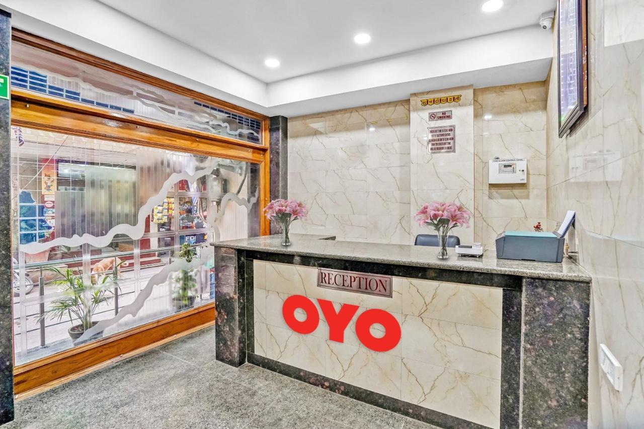 Oyo 88326 Hotel Cloud 9 新德里 外观 照片